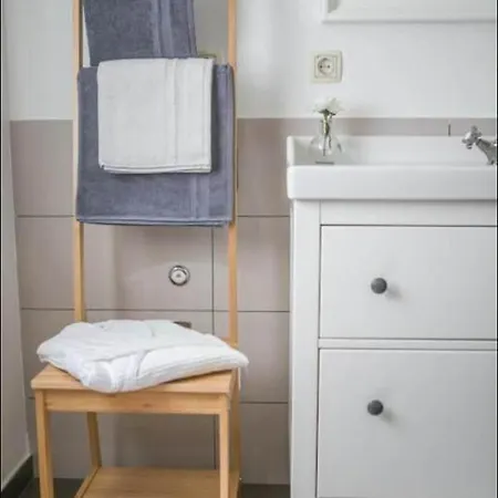 Kastel Apartamento Dajla